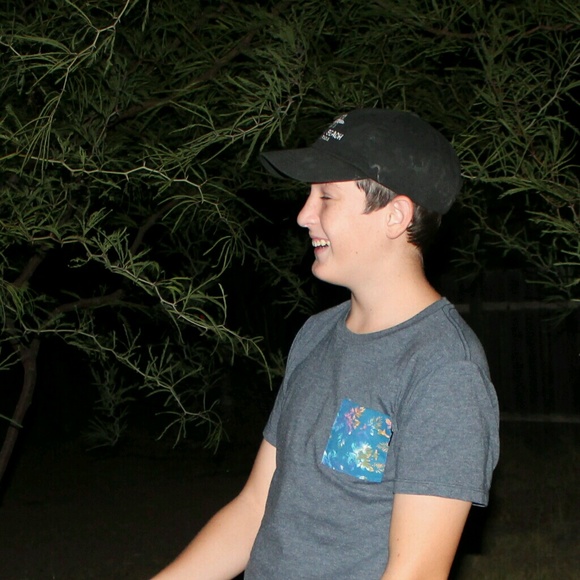 Meet your Posher, Stephen - Picture 1 of 1